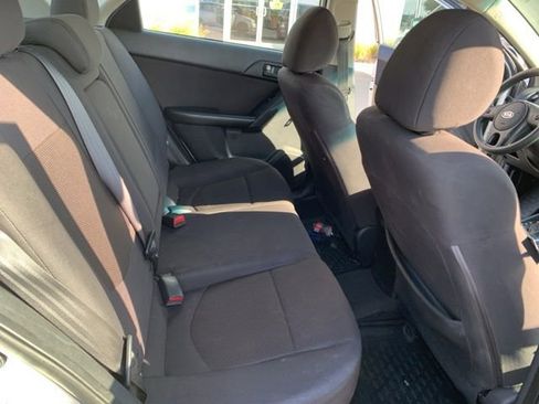 Used 2011 Kia Forte EX image 14