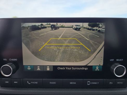 Used 2024 Honda CR-V EX image 17