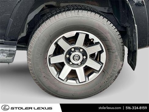 Used 2018 Toyota 4Runner TRD Off-Road Premium image 8