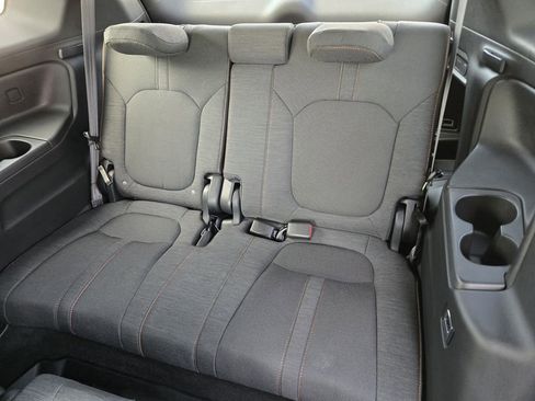 Certified 2025 Honda Pilot Sport image 17