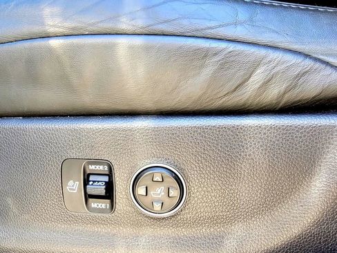 Used 2012 Hyundai Equus Signature image 31