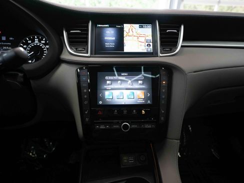 Used 2023 INFINITI QX50 Sensory w/ Cargo Package AWD/4WD image 17