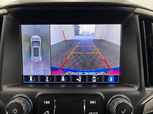 Used 2024 GMC Terrain AT4 w/ Tech Package image 24