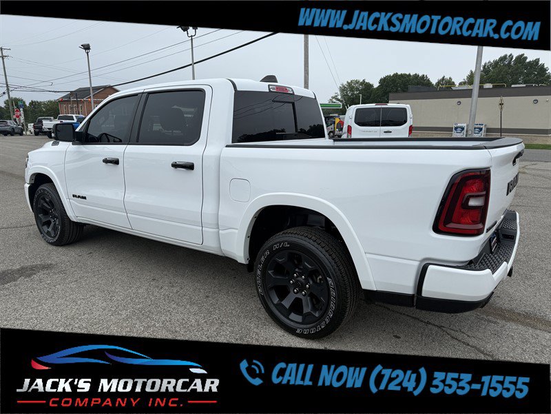 Used 2025 RAM 1500 Big Horn AWD/4WD image 9