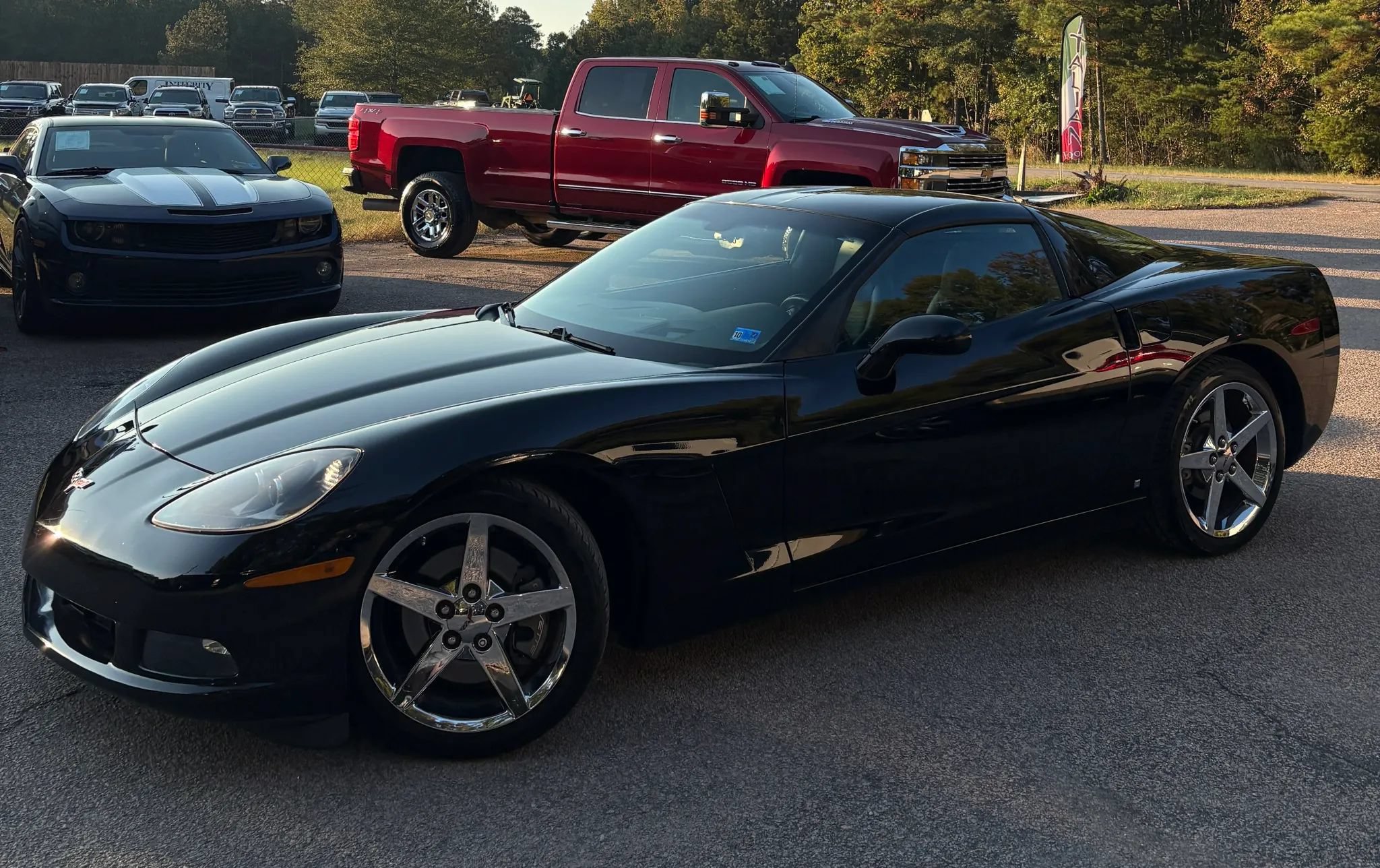 Used 2008 Chevrolet Corvette Coupe w/ Preferred Equipment Group RWD image 3