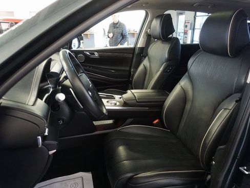 Used 2023 Genesis GV80 2.5T w/ Prestige Package image 22