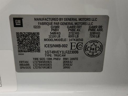 Used 2020 GMC Sierra 3500 AT4 image 26