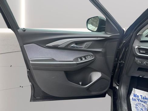 Used 2023 Chevrolet TrailBlazer LT w/ Convenience Package image 18