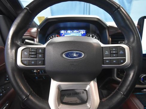 Used 2022 Ford Expedition Max Limited image 12