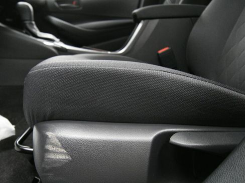 Certified 2024 Toyota Corolla LE image 10