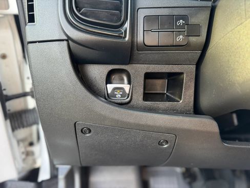 Used 2023 RAM ProMaster 2500 FWD image 18