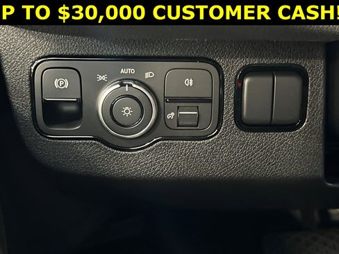 New 2024 Mercedes-Benz eSprinter 170 Cargo image 23