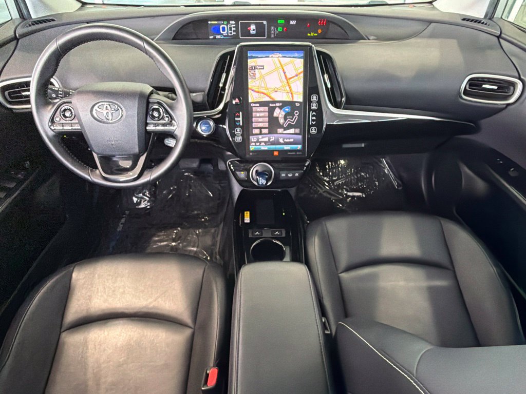 Certified 2020 Toyota Prius Prime Limited FWD image 32