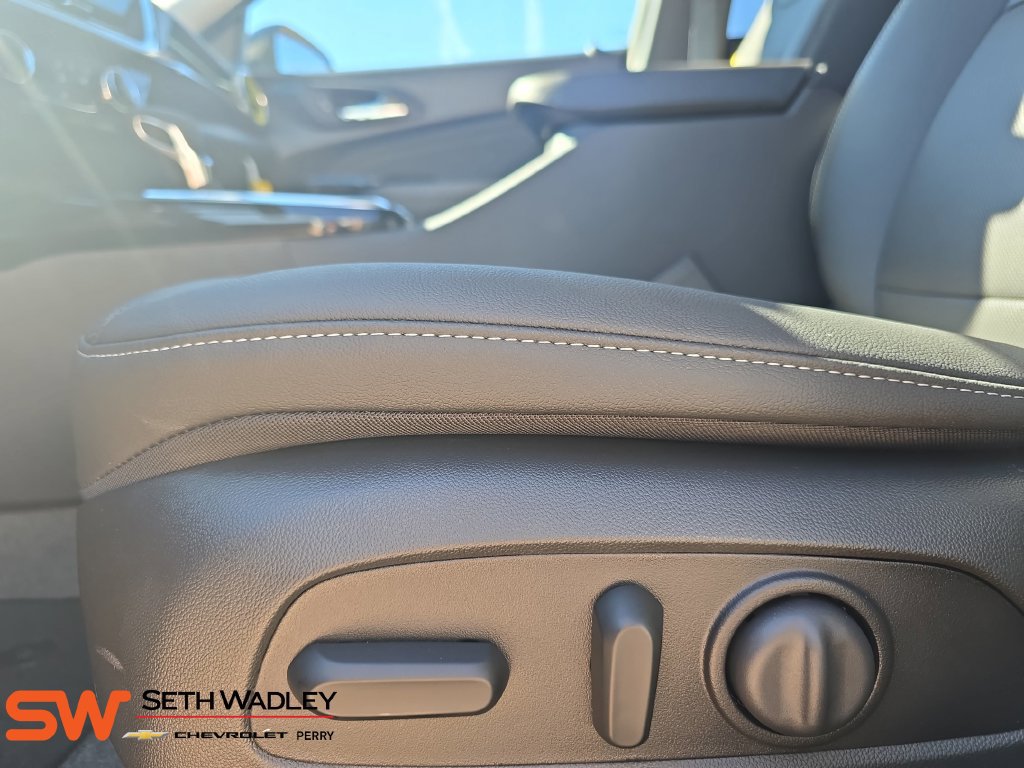 New 2026 Chevrolet Trax ACTIV w/ Driver Confidence Package FWD image 28