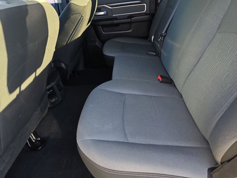 Used 2019 RAM 2500 Big Horn image 15