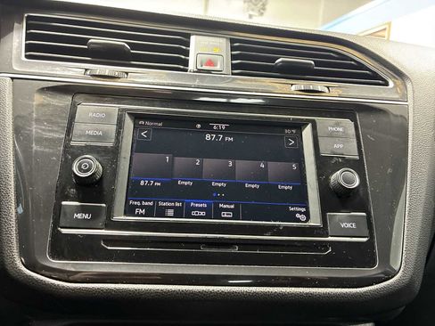 Used 2023 Volkswagen Tiguan S image 12