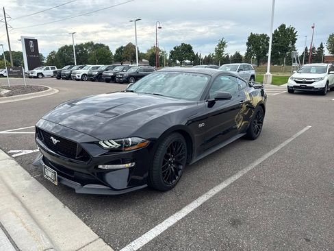 Used 2019 Ford Mustang GT Premium w/ GT Performance Package RWD image 3