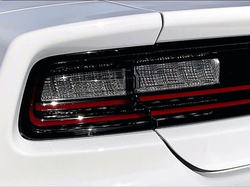 Used 2024 Dodge Charger R/T w/ Plus Group image 28