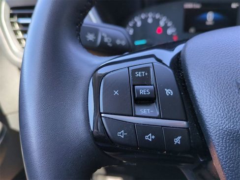 Certified 2022 Ford Escape SEL image 24