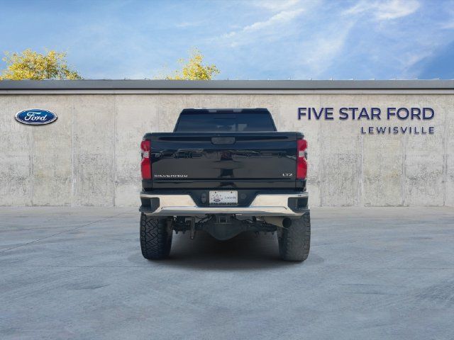 Used 2021 Chevrolet Silverado 2500 LTZ w/ LTZ Convenience Package AWD/4WD image 7