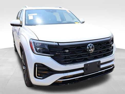 Used 2024 Volkswagen Atlas SEL Premium R-Line AWD/4WD image 7