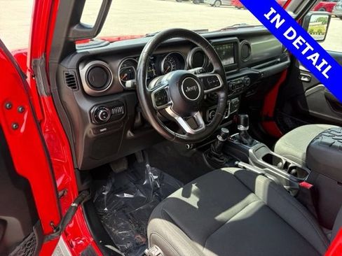 Used 2020 Jeep Gladiator Sport w/ Quick Order Package 24S AWD/4WD image 33