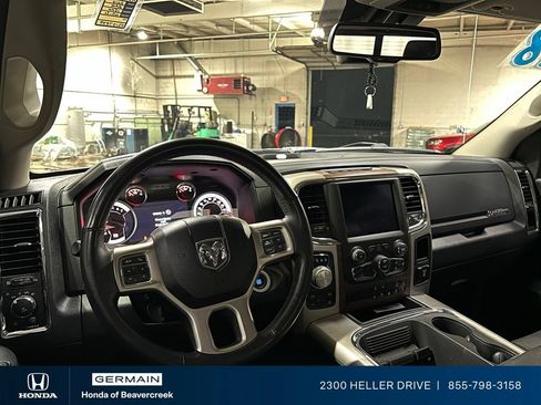 Used 2018 RAM 1500 Laramie w/ Convenience Group AWD/4WD image 15