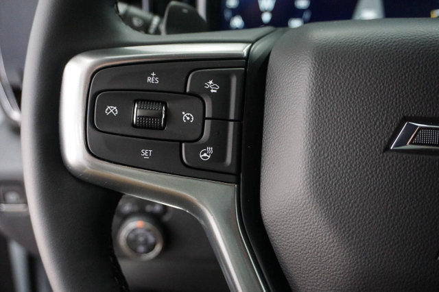 New 2026 Chevrolet Silverado 1500 RST w/ Dark Appearance Package AWD/4WD image 19