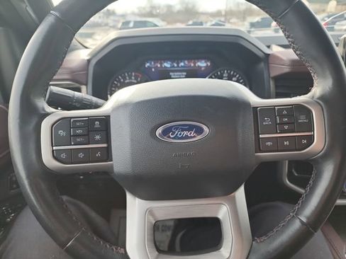 Used 2024 Ford Expedition Limited image 21