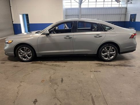 Used 2024 Honda Accord EX-L image 6