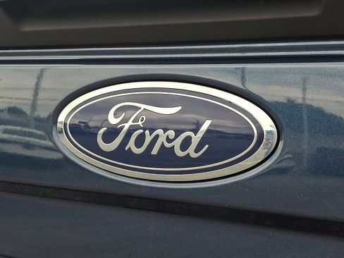 Used 2020 Ford F350 XLT w/ XLT Premium Package AWD/4WD image 31