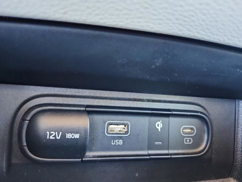 Used 2023 Kia Sportage EX image 30