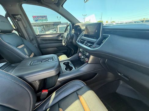 Used 2023 GMC Yukon XL AT4 w/ AT4 Premium Plus Package AWD/4WD image 26