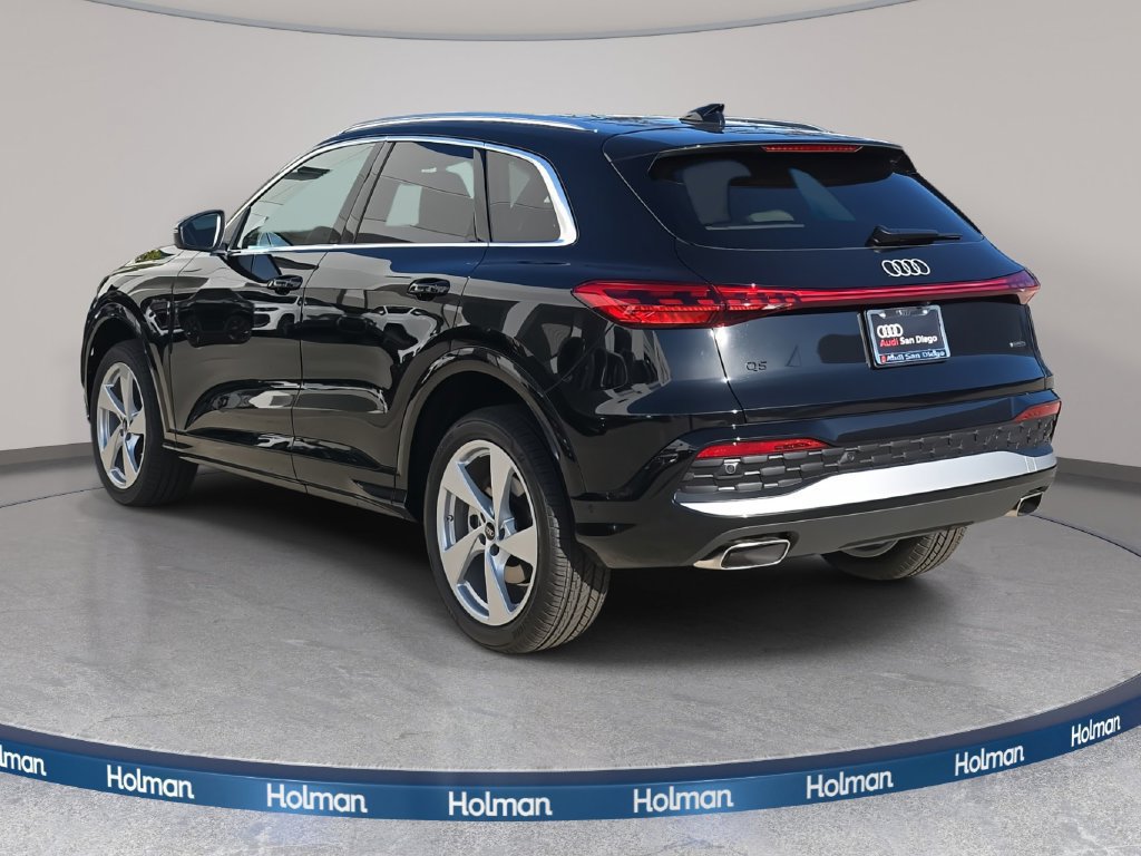 Certified 2025 Audi Q5 Premium Plus w/ Premium Plus AWD/4WD image 5