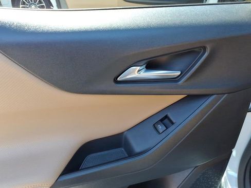 Used 2026 Chevrolet Equinox ACTIV w/ Convenience Package III image 6