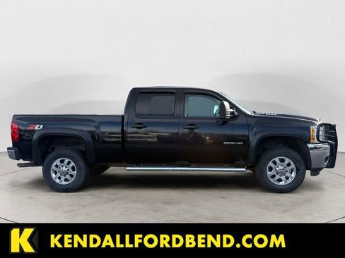 Used 2014 Chevrolet Silverado 2500 LTZ w/ LTZ Plus Package AWD/4WD image 6