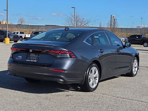 Used 2023 Honda Accord LX image 5