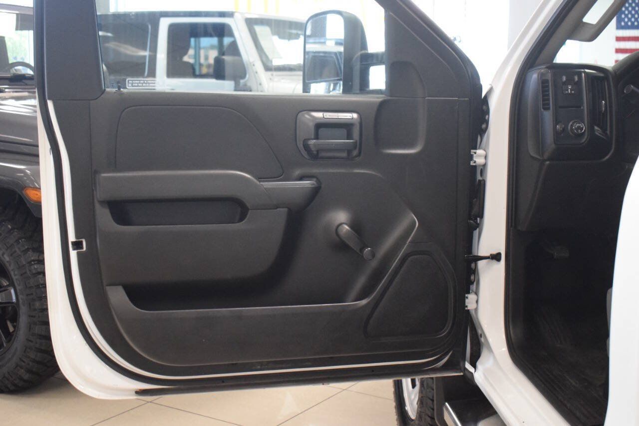 Used 2016 Chevrolet Silverado 3500 W/T RWD image 23