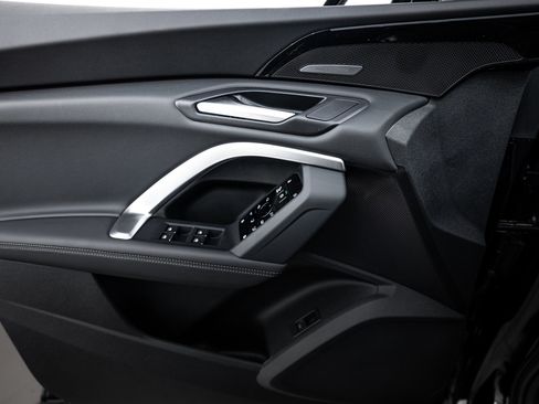 New 2025 Audi Q5 2.0T Premium Plus image 13