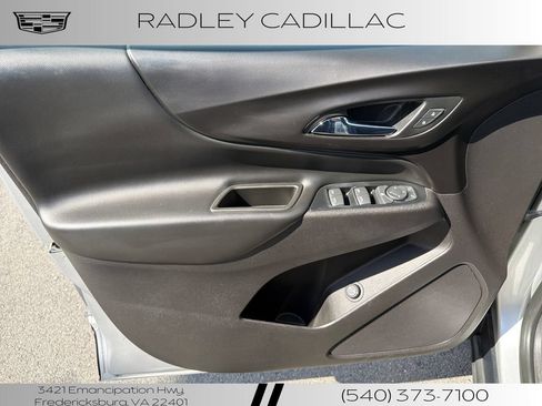 Used 2019 Chevrolet Equinox LT FWD image 4