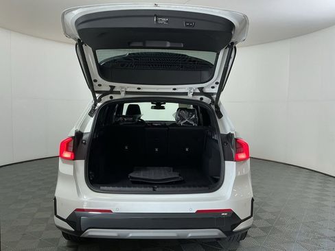 Certified 2025 BMW X1 xDrive28i w/ Convenience Package image 28