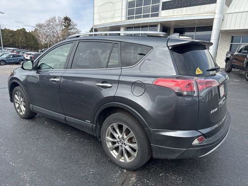 Used 2016 Toyota RAV4 Limited image 4