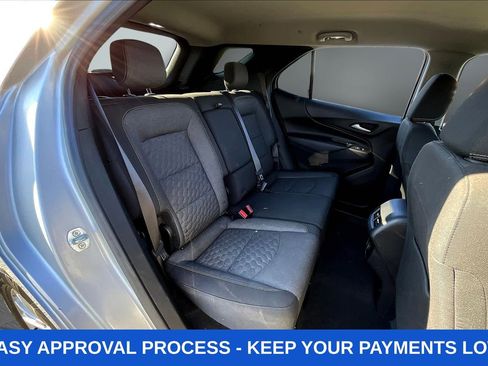 Used 2018 Chevrolet Equinox LT image 31