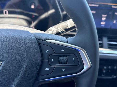 New 2026 Chevrolet Trax ACTIV w/ Sunroof Package FWD image 28