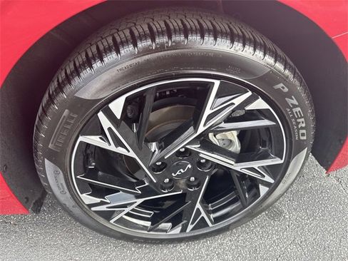 Certified 2025 Kia K5 GT-Line image 33