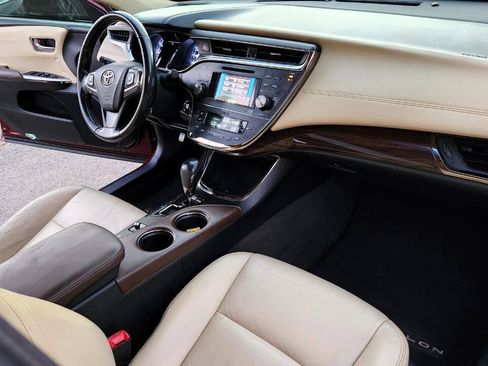 Used 2013 Toyota Avalon XLE Touring FWD image 44