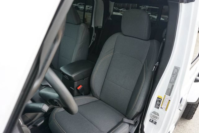 Used 2025 Jeep Gladiator Sport AWD/4WD image 12