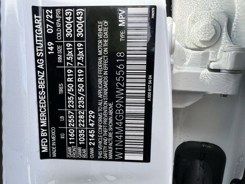 Used 2022 Mercedes-Benz GLB 250 image 37