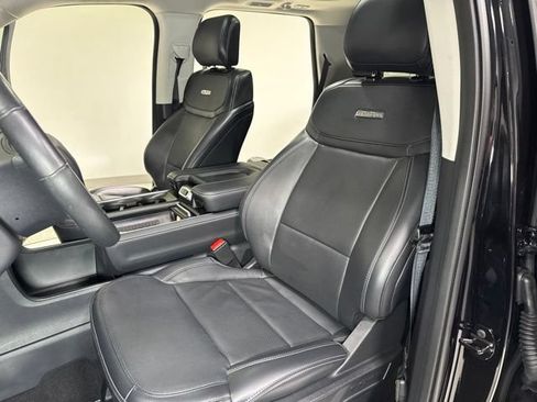 Used 2025 Ford Expedition Platinum AWD/4WD image 15