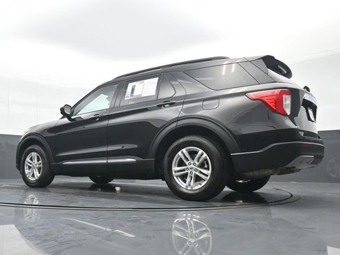 Used 2023 Ford Explorer XLT w/ Equipment Group 202A image 19